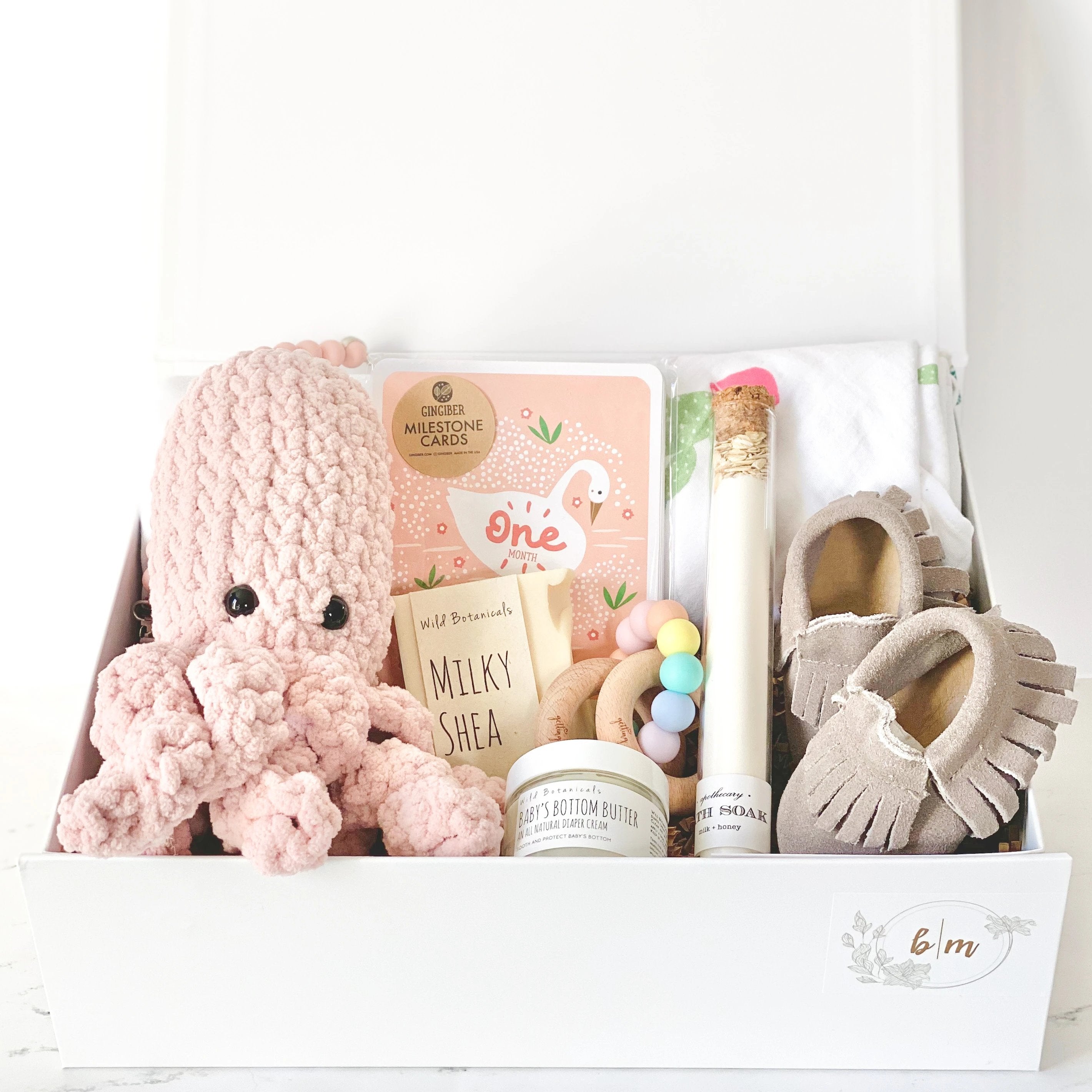 Send Baby Gifts Overseas to New Parent Friends | PackageHopper